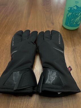 ENDURA Gloves